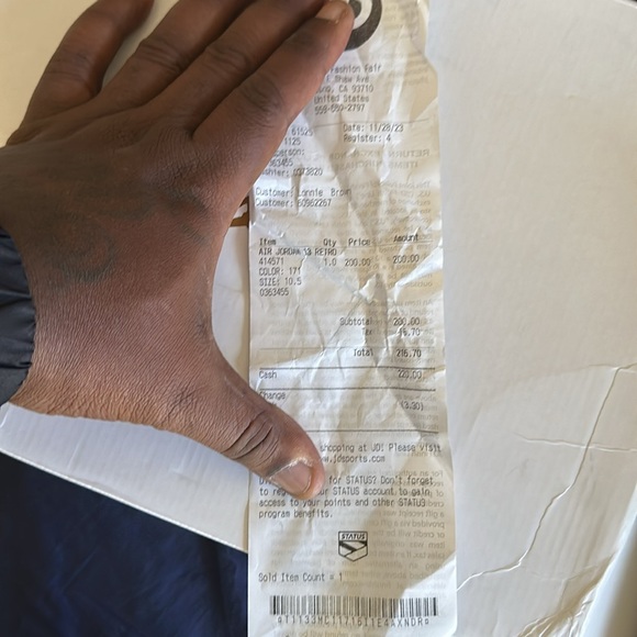 Air Jordan 13s Air Jordan fours 600 for both 300 for one pair - Picture 7 of 7